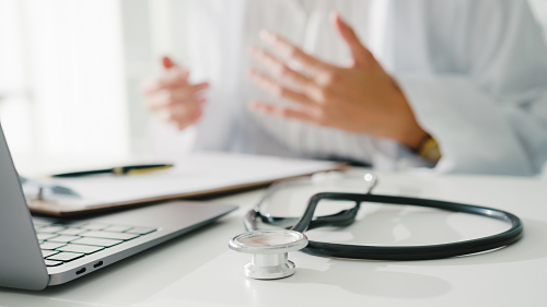 soluciones-de-sonido-para-llamados-en-hospitales