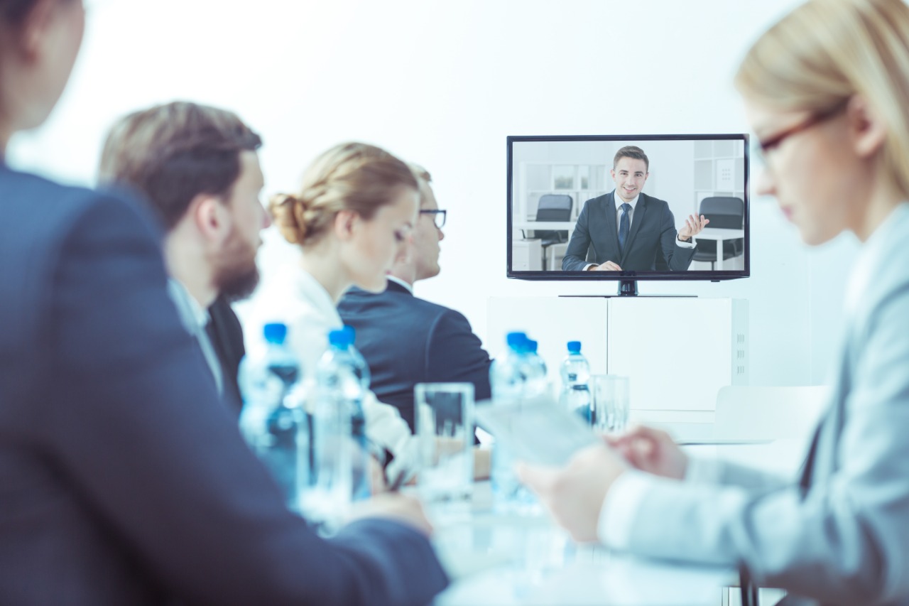 videoconferencia-crestron-lo-mejor-para-tu-equipo-de-trabajo