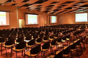 auditorio con video y sonido